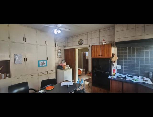 5 BEDROOM HOUSE FOR SALE IN PRETORIA GARDENS